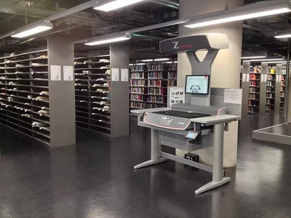 高校圖書館海量圖書如何實(shí)現(xiàn)數(shù)字化？